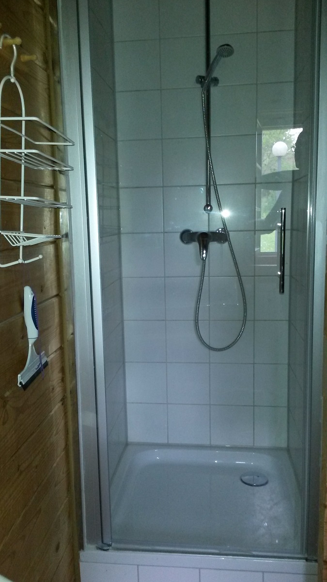 Bad mit Dusche Ferienhaus Glückkäfer Bad mit Dusche